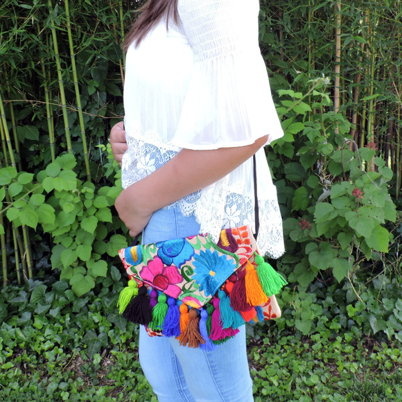 Handmade Boho Crossbody Purse Tassel Embroidered - Picture 1 of 4